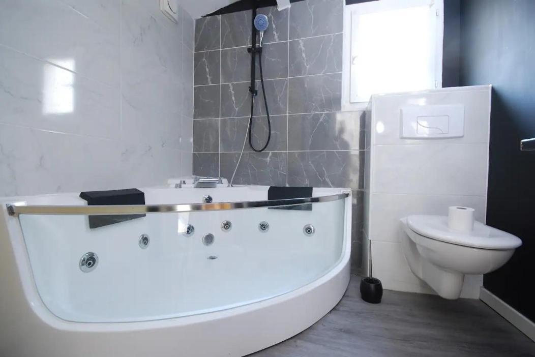 Jacuzzi Terrasse Centre Narbonne Apartment Ngoại thất bức ảnh